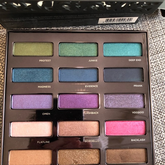 Urban Decay - Urban Spectrum palette - Picture 3 of 4
